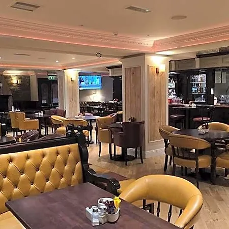 The Bailie, Main St Bailieborough, A82t6c6 Hotel 2*