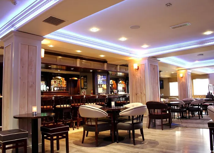 The Bailie, Main St Bailieborough, A82t6c6